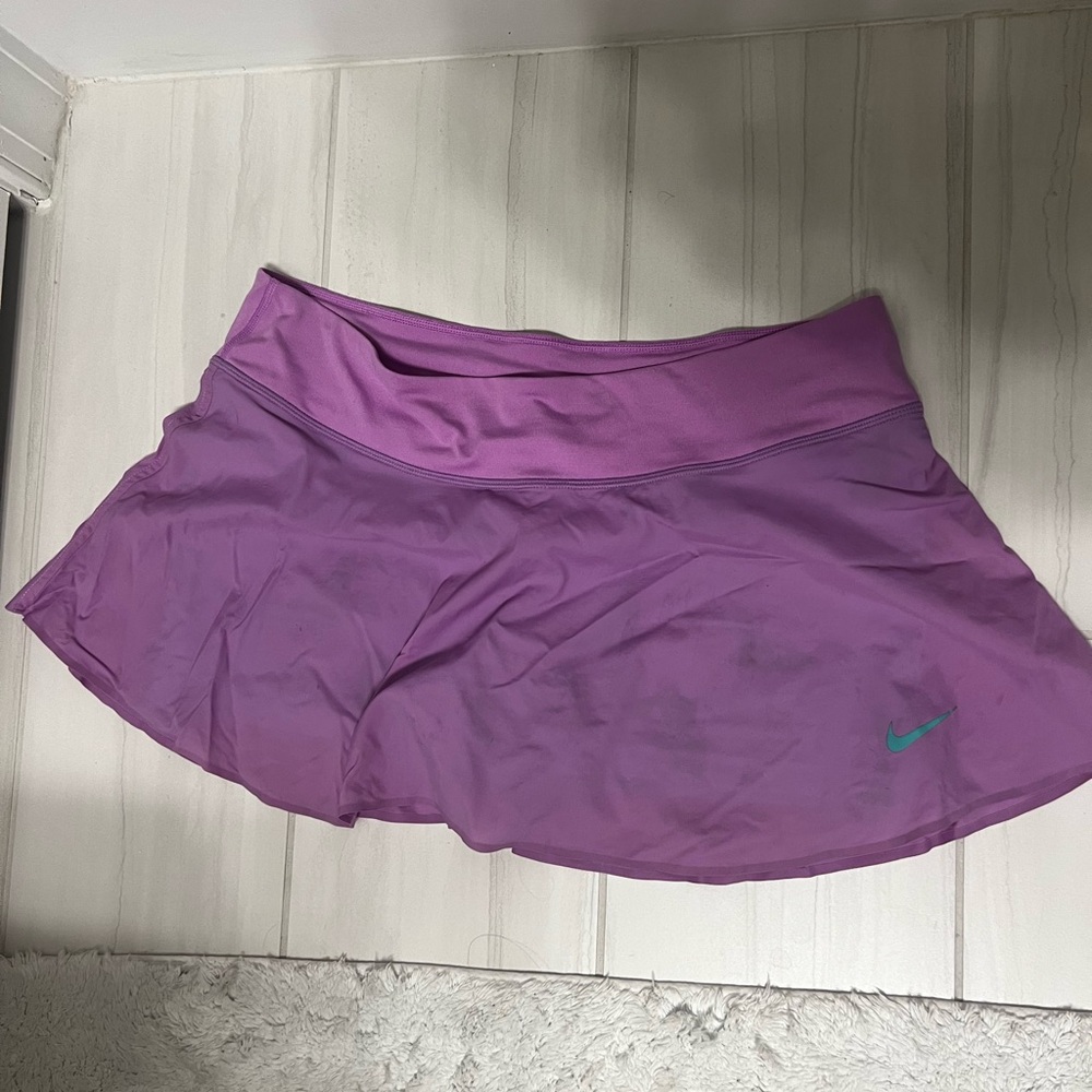 Nike Dri-FIT mauve tennis/pickle/ball/golf skirt with turquoise check